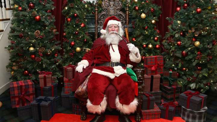 Are we in a recession? Maybe professional Santas can tell us