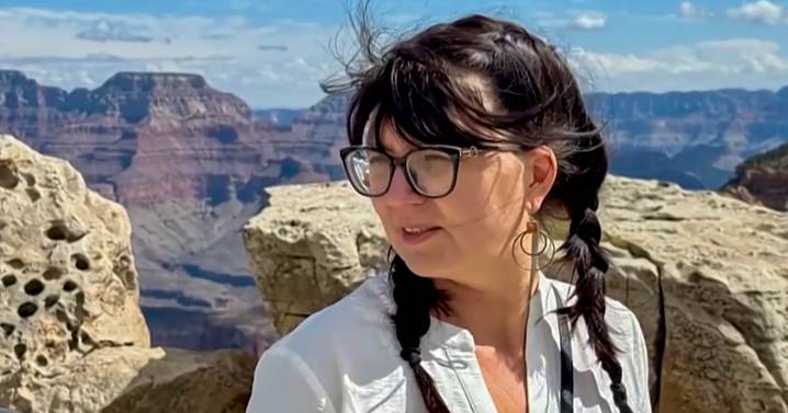 ICE detains Ukrainian woman at green card interview appointment