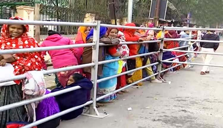 Women Lead Queue At Barabati For India Vs South Africa T20 Tickets