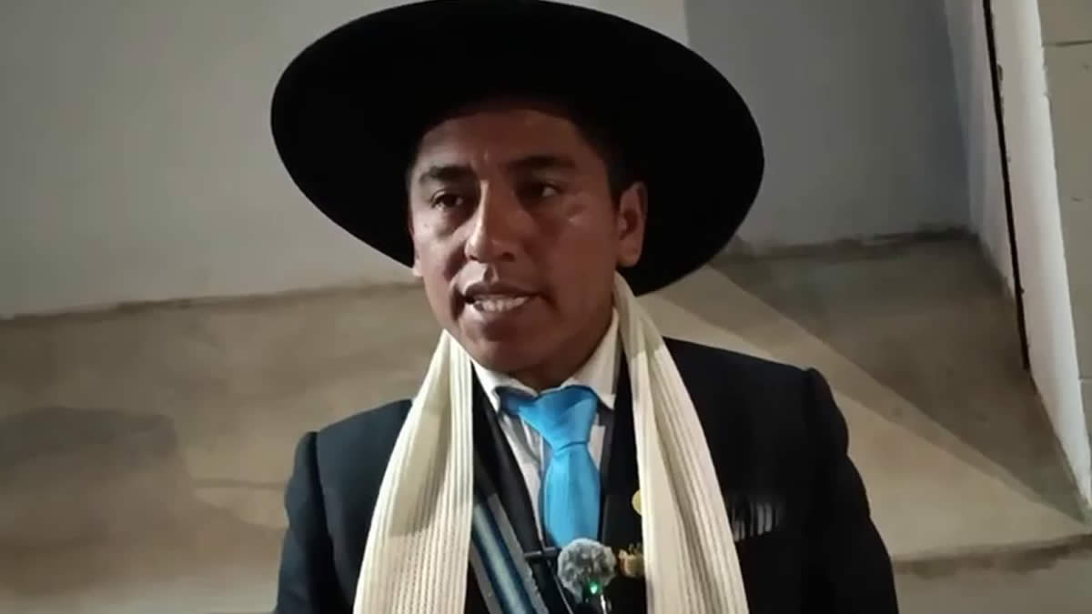 Convocan a autoridades originarias de la región de Puno para debatir la propuesta de eliminación de prefecturas