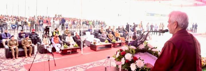 Welfare of J&K people our top priority: LG