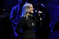 Trisha Yearwood To Bring Intimate Acoustic Show To Albany