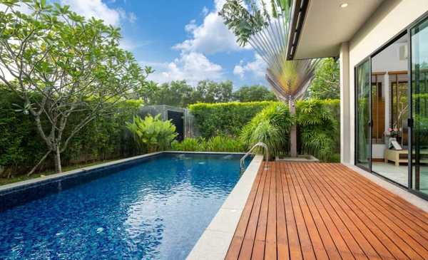 Trucos para sacar el verdín de la pileta: queda lista la usar