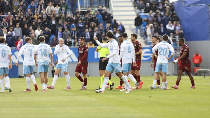 La explicación del VAR a la expulsión clave del Real Zaragoza