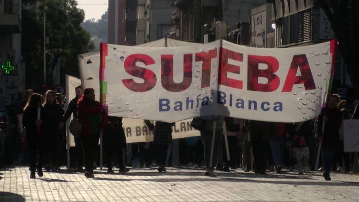 Suteba lanza un paro y cierra el año con una jornada de protesta en Bahía Blanca