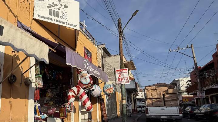 Comerciantes de Cuautla reportan aumento de ventas por temporada navideña