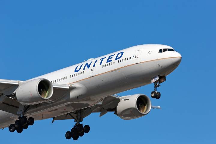 United flight made emergency landing in Edinburgh after ‘burning smell’ detected on board