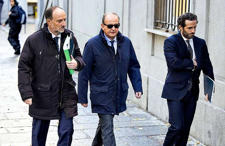 El juez no cree la explicación del ex directivo de Acciona sobre su contacto con Cerdán