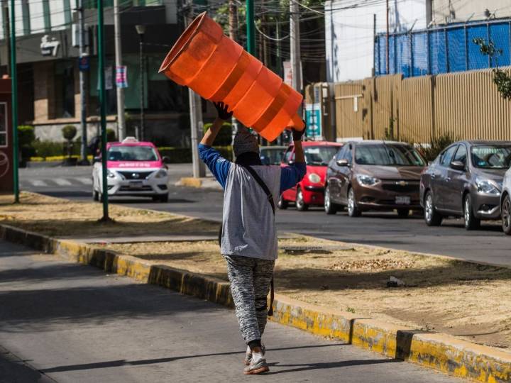 Con ‘moche’ a policías, franeleros evaden nueva Ley de CDMX en 4 alcaldías