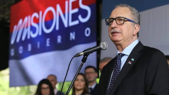 Passalacqua posterga el pago del aguinaldo a los funcionarios de mayor rango hasta enero de 2026