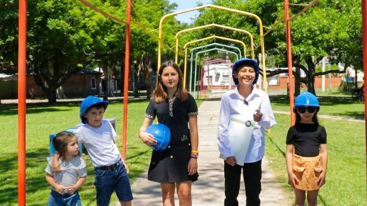 Pequeños "ingenieros" presentaron el plan de mejoras de espacios públicos de Granadero Baigorria
