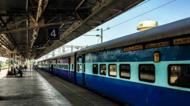 Indian Railways Train Accidents Hit Record Low in 2025-26: Vaishnaw Highlights Safety Milestone