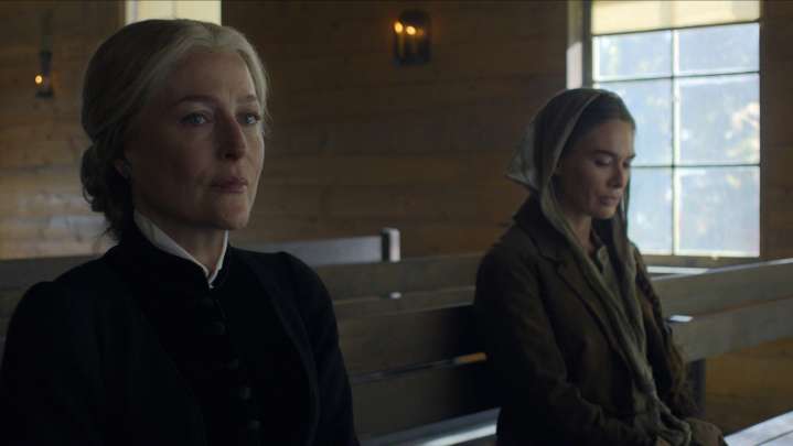 What To Watch Thursday: The Abandons Premiere, Great Christmas Light Fight And RHOBH Return, And More