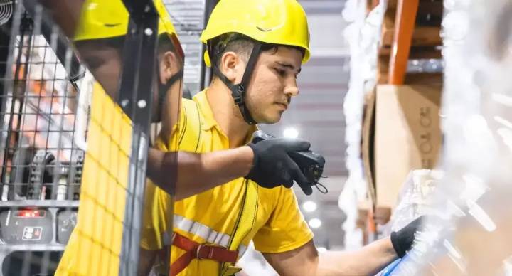 20.000 empresas cerraron y 260.000 empleos formales se perdieron