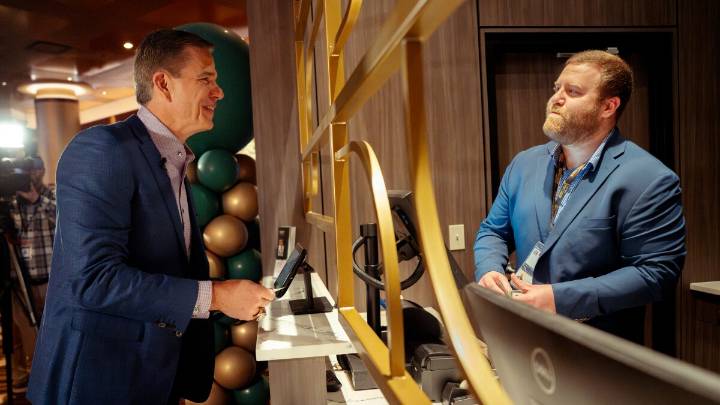 Snowy Monday made for slow kickoff for in-person sports betting in St. Louis