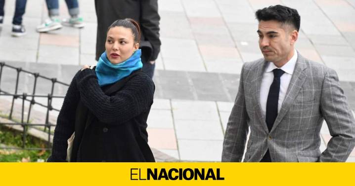 La actriz Elisa Mouliaá pide tres años de cárcel para Íñigo Errejón por abuso sexual