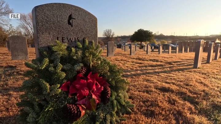 Final push underway to fund wreaths for all veterans at DFW National Cemetery