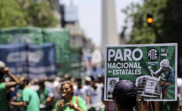 ATE confirmó el paro nacional para este martes y una marcha contra la reforma laboral