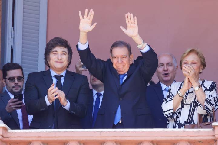 Delegación regional.  Milei viaja mañana a Oslo para la entrega del premio Nobel de la Paz a María Corina Machado