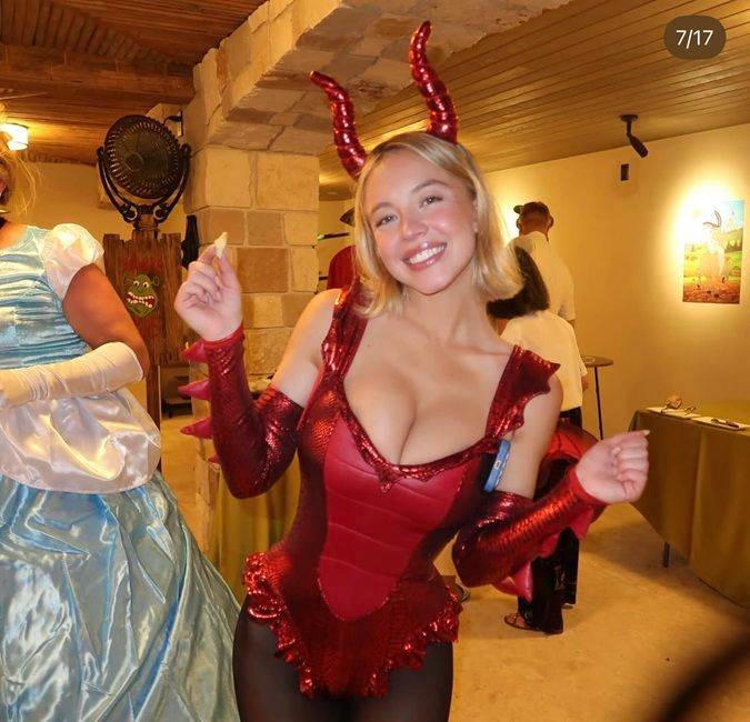 Sydney Sweeney heats up in sexy dragon costume