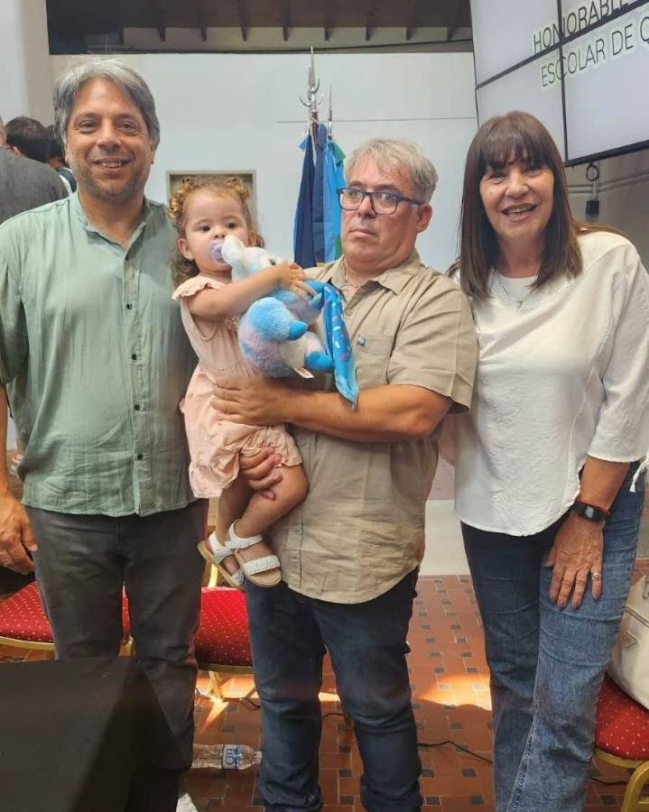 ATE Quilmes en la asunción de las autoridades del Consejo Escolar