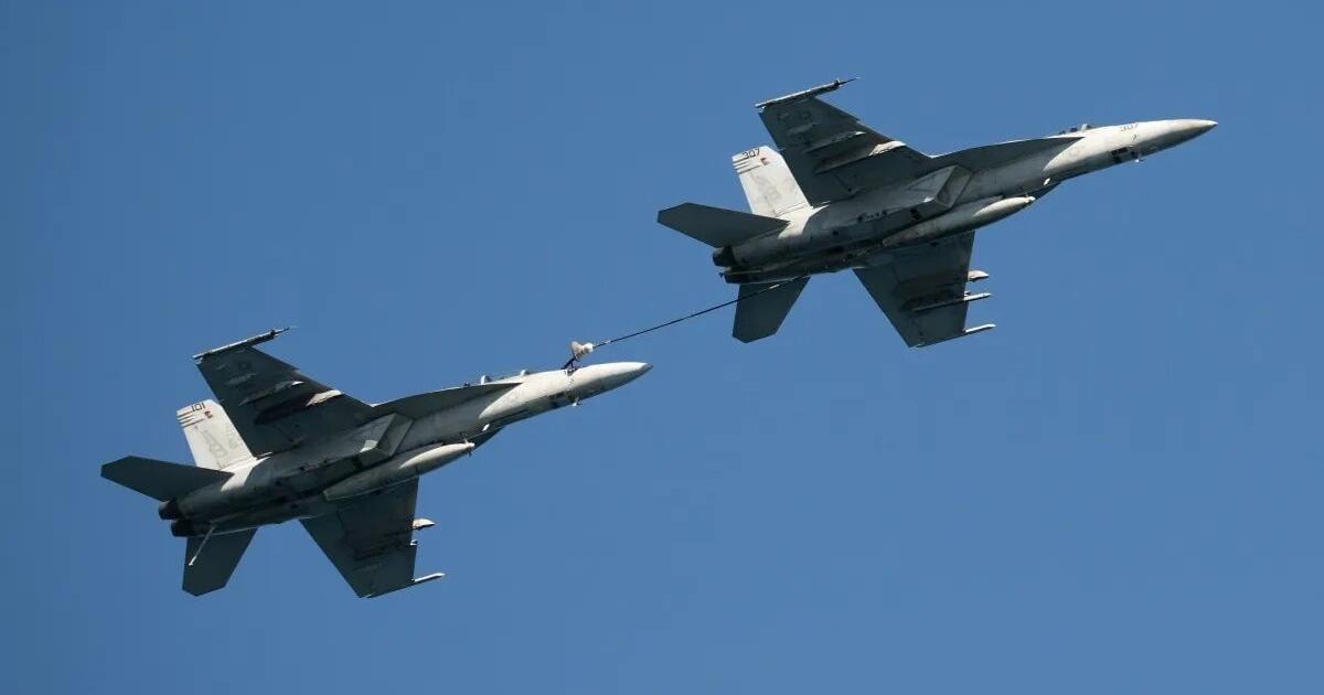 Aviones de combate de Estados Unidos sobrevuelan el Golfo de Venezuela