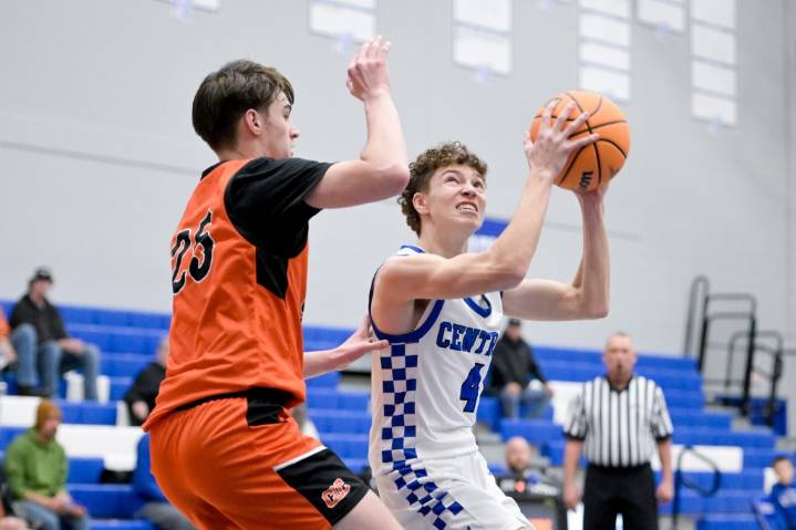 Basketball: Ryan Carpenter ignites Burlington Central rout