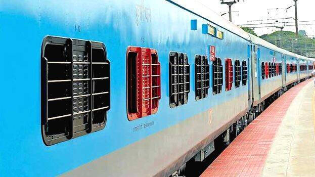 Bengaluru Malayalis can rejoice, Railways with Christmas-New Year gift; special trains to Kerala