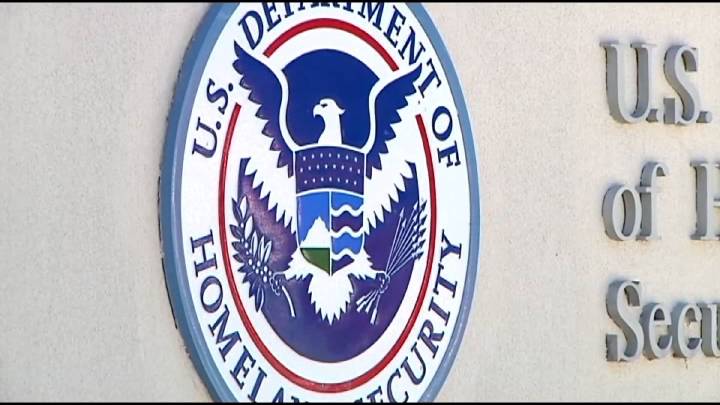 Suspensión de trámites migratorios para ciudadanos de 19 países