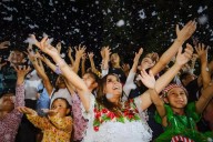 Inician las fiestas navideñas y enciende el árbol monumental en Chetumal