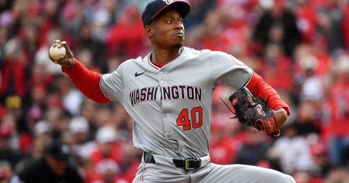 Right-hander Josiah Gray and Washington Nationals agree to $1.35 million contract