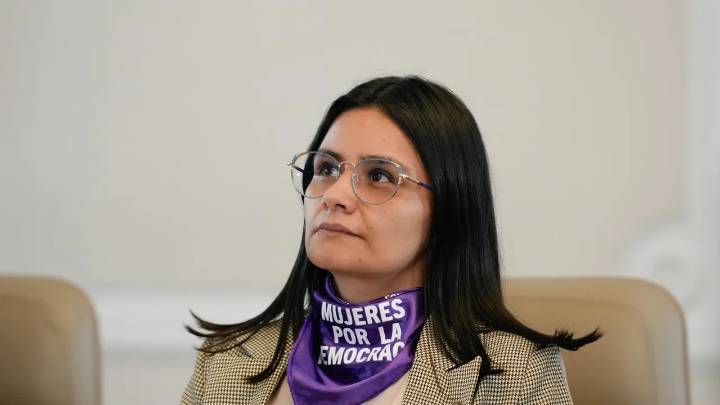 ¿Por qué el presidente Petro le pidió la renuncia a Angie Rodríguez como directora del Dapre?
