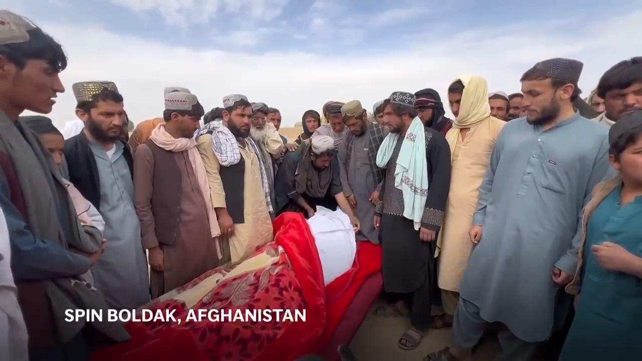 Overnight exchange of fire along the Afghan-Pakistan border kills 5 and wounds 8, officials say