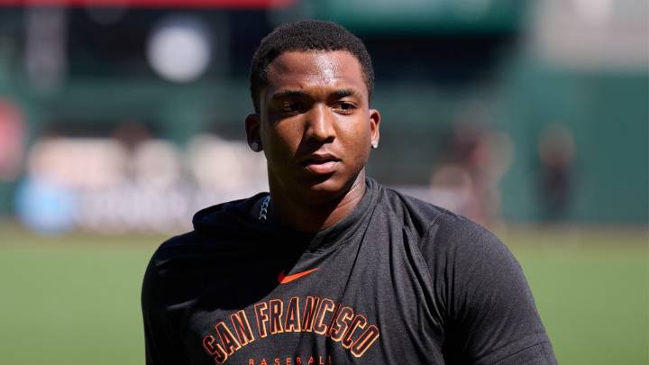 Former Giants top prospect Marco Luciano claimed by Pirates