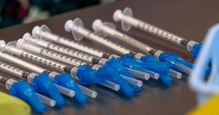 US vaccine advisers say not all babies need a hepatitis B shot at birth