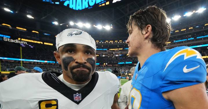 Eagles vs. Chargers instant observations: Even an improved run game can't stop Eagles from continuing their slide