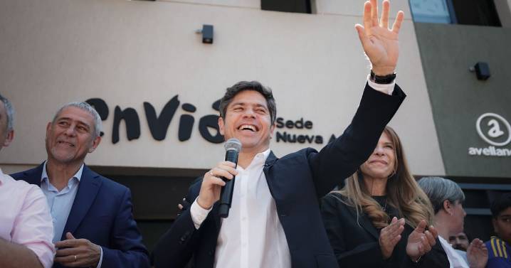 Mientras la Legislatura se renueva, Kicillof cruza los dedos y espera