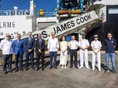 Presidente dominicano visita buque oceanográfico RRS James Cook