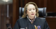 Yasmín Esquivel pide no hacer uso político de a justicia