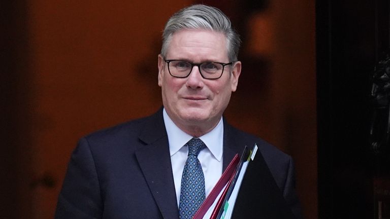 With a new 25 Labour lords and ladies, Keir Starmer plots end of the peer show for the Tories