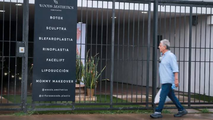 Presión estética en Sinaloa pone en riesgo la vida de mujeres en cirugías y procedimientos