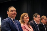 Con la declinación de Valdés un intendente santafesino se posiciona por conducción en la UCR en Argentina