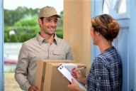 Las compras de argentinos al exterior trepan casi 300% en el año