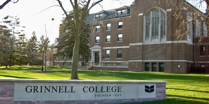 Grinnell College to launch new scholarship program for top Iowa students