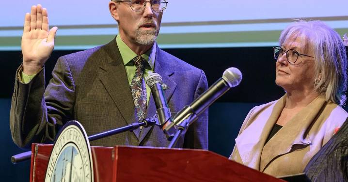 O'Connor plans busy agenda for next four years; new City Council sworn in