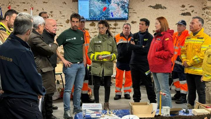 Protección Civil se forma para mejorar su capacidad de extinción de incendios