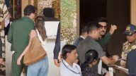 Raha’s super-star walk & tiny sunglasses win the day as Ranbir–Alia jet off from the bay