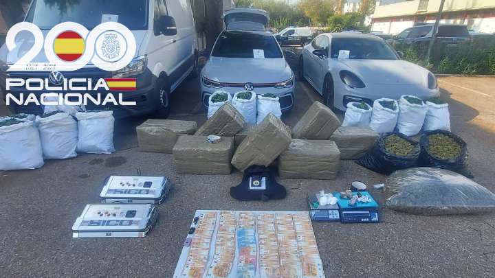 La Policía Nacional desarticula una red que recibía droga por el Guadalquivir