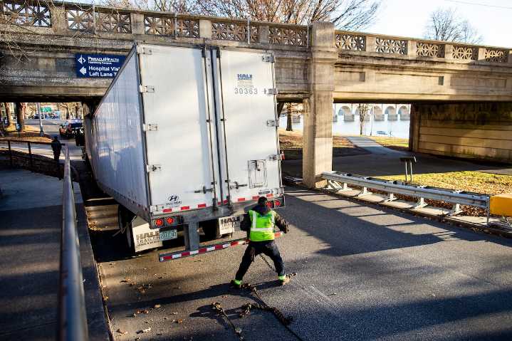Terror suspect remained greenlit by feds for CDL even after his arrest, PennDOT says