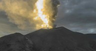Colombia: Volcán Puracé emite columna de ceniza de 700 metros y sigue en alerta naranja últimas